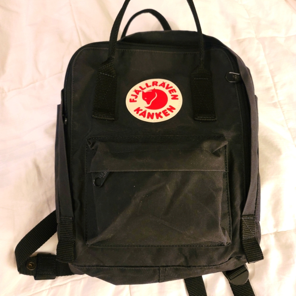 Fjallraven Mini Kånken Water Resistant Backpack